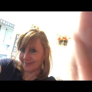 Meet your Posher, Paula